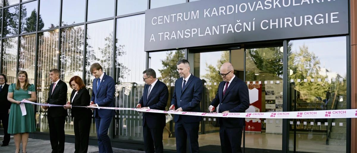 15. září 2026 jsme slavnostně otevřeli novou budovu. Přináší větší kapacitu a&nbsp;moderní zázemí pro kardiovaskulární a&nbsp;transplantační medicínu